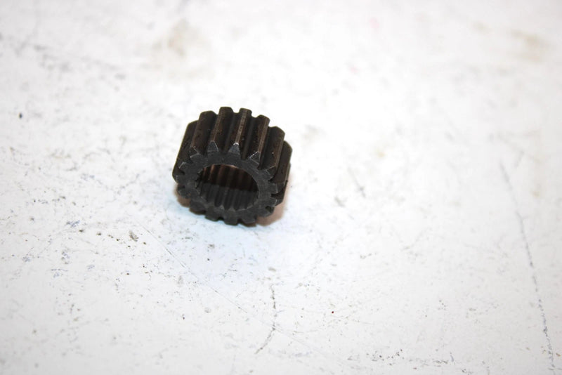 96 Yamaha  Warrior 350 Oem Clutch Release Gear 3LD-16398-00-00 AY6
