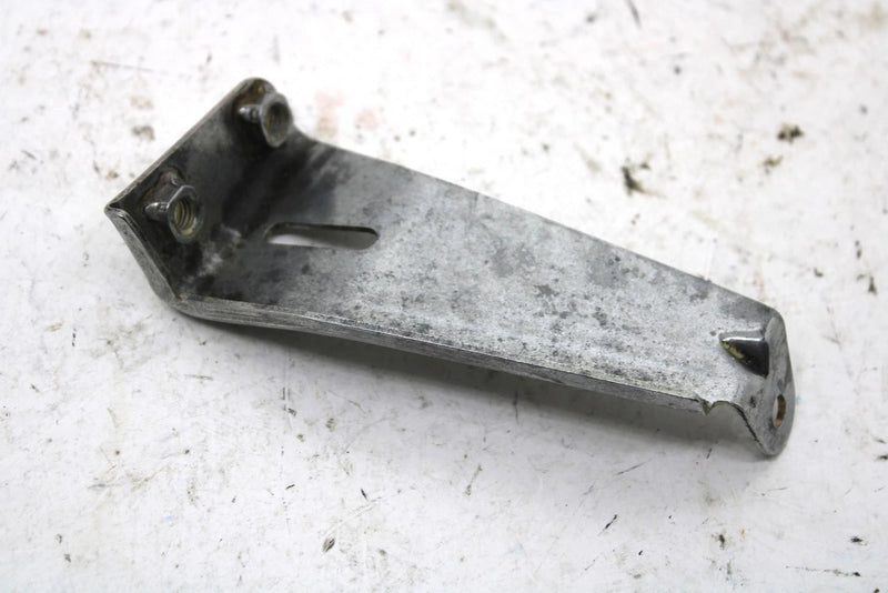 1994 Yamaha Vmax 600 St Oem Right Side Oil Tank Bracket 8AB-2193F-00-00 SY73