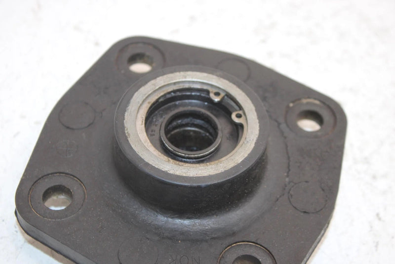 1990 Kawasaki 650 Ts Oem Bearing Holder 13091-3730 JK8