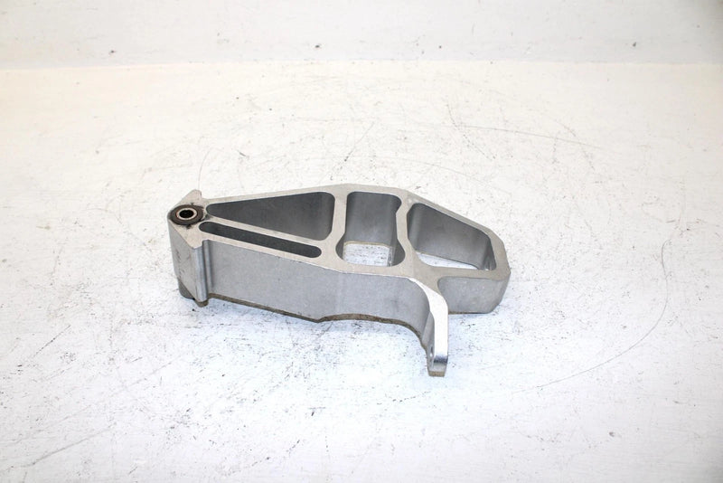2013 Polaris 600 Rush Pro Oem Left Steering Knuckle 1823801 SP30