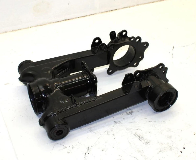 1988 Yamaha  Moto 4 Oem Swingarm 2HT-22110-00-33 AY31