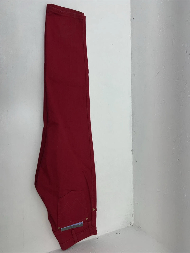 New Women’s Red Wrangler Cowboy Cut Slim Fit Denim Jeans. 9x30 N-8