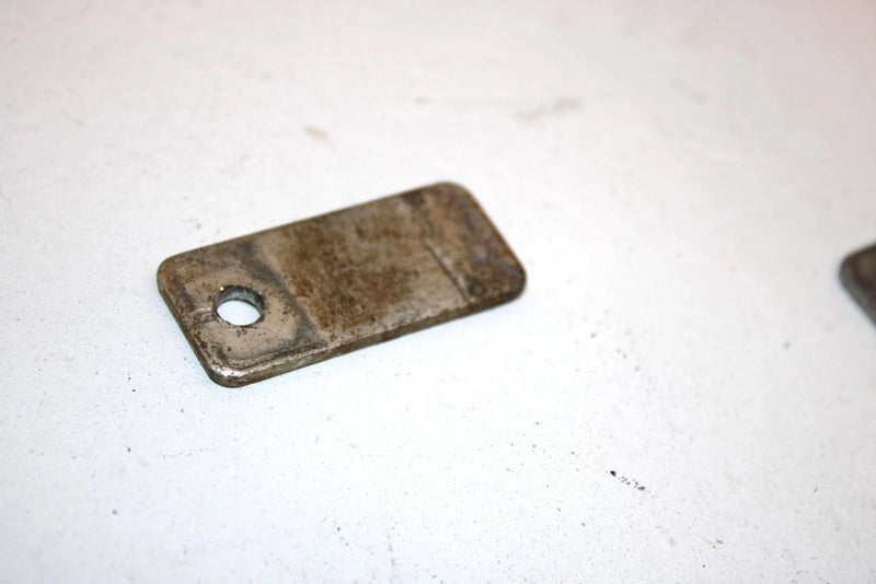 04 Polaris Sportsman 500 Oem Seat Lever Retainer Pair 5211033 AP31