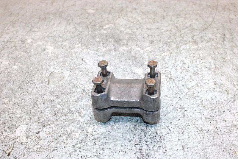 2006 Polaris Sportsman 500 Oem Handlebar Clamp W/Bolts 5631972 AP186