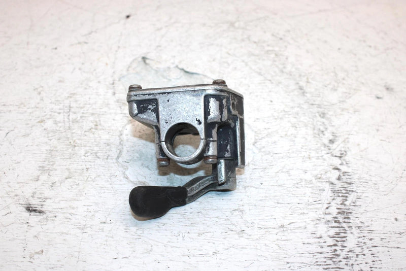 1990 Yamaha  Moto 4 Oem Throttle Lever 21V-26250-01-00 AY5