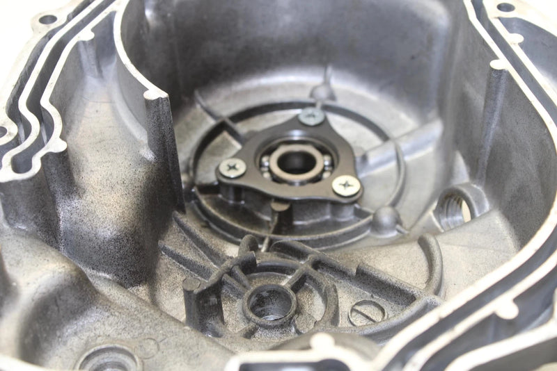 1988 Yamaha  Moto 4 Oem Clutch Cover 21V-15431-05-00 B439