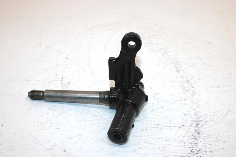 1986 Yamaha  Moto 4 Oem Left Steering Knuckle 59V-23501-01-00 AY7