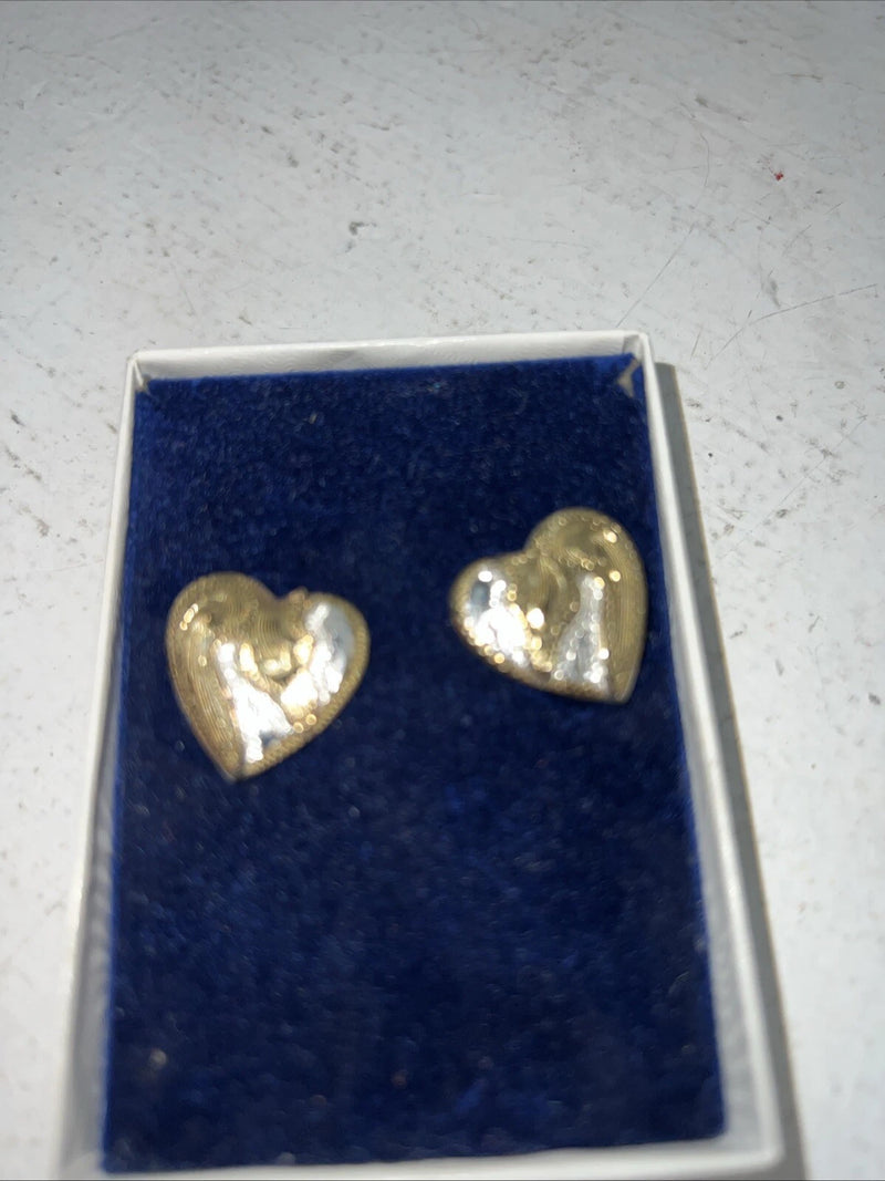 New Women’s Congress Silver Gold Silver Horse Head Heart Earrings. 93140 B-8