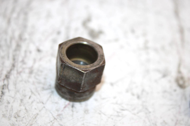 2000 Polaris Magnum 325 Oem Front Strut Retaining Nut Pair 5132062 AP65