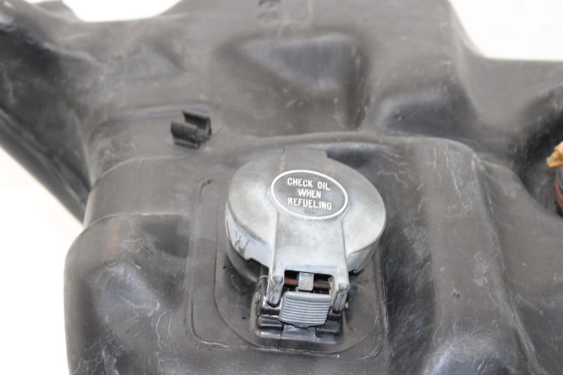 1990 Yamaha Phazer Ii LE Oem Fuel Tank W/Cap/Pickup  8V0-24111-03-00 SY14