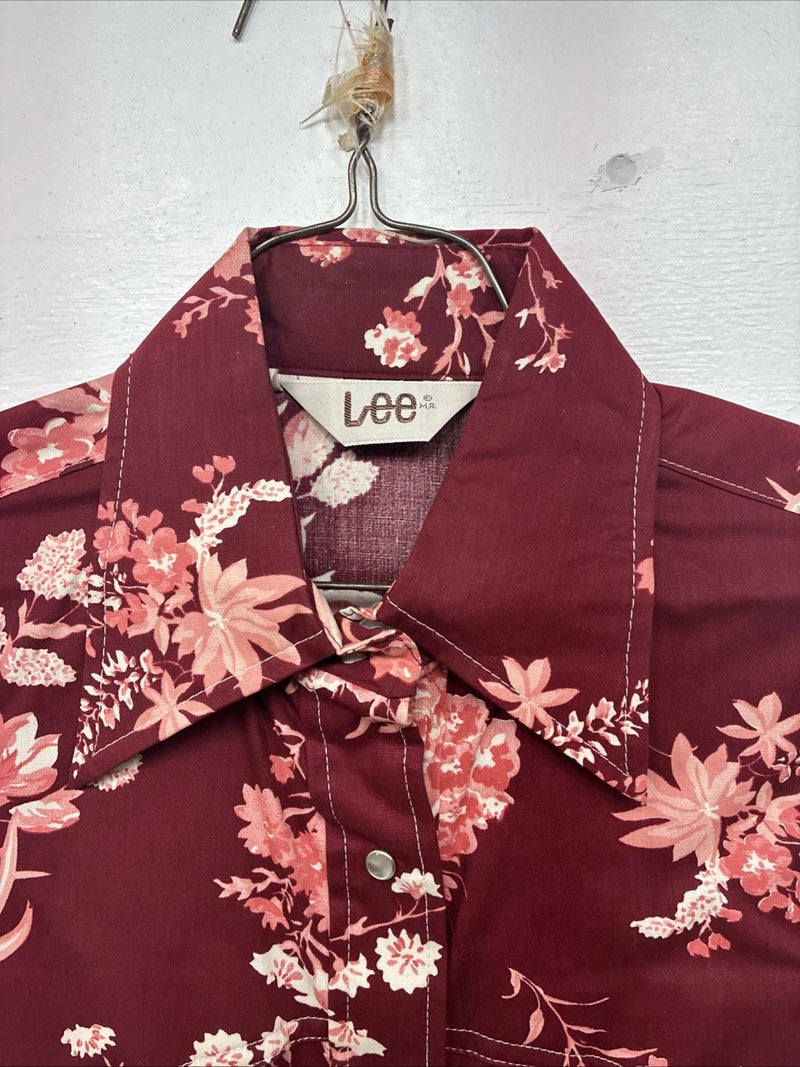 New Women’s Lee Red Floral Long Sleeve Pearl Snap Medium KK-6