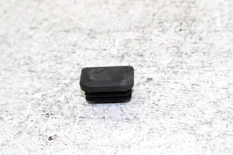 2013 Polaris 600 Rush Pro R Oem Tunnel Support Plug 5439145 SP29