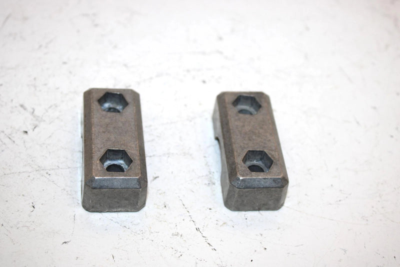 97 Arctic Cat Zl 440 Oem Upper Handlebar Mount Pair 0605-304 SA12