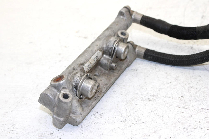 2013 Polaris 600 Rush Pro Oem Fuel Rail Assembly 2521143 SP30.1