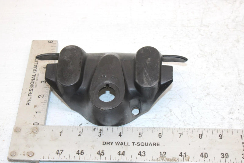 2004 Yamaha  Bruin 350 Oem Handlebar Cover 5ND-F6124-00-00 5ND-F6124-01-00 AY24