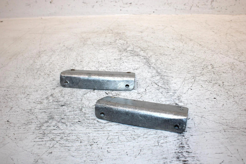 1990 Polaris 500 Oem Wearplate Bracket Pair 5222061 SP36