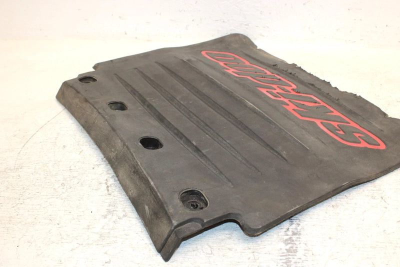 1998 Ski-doo Mach 1 700 Oem Snowflap 572103800 SS3