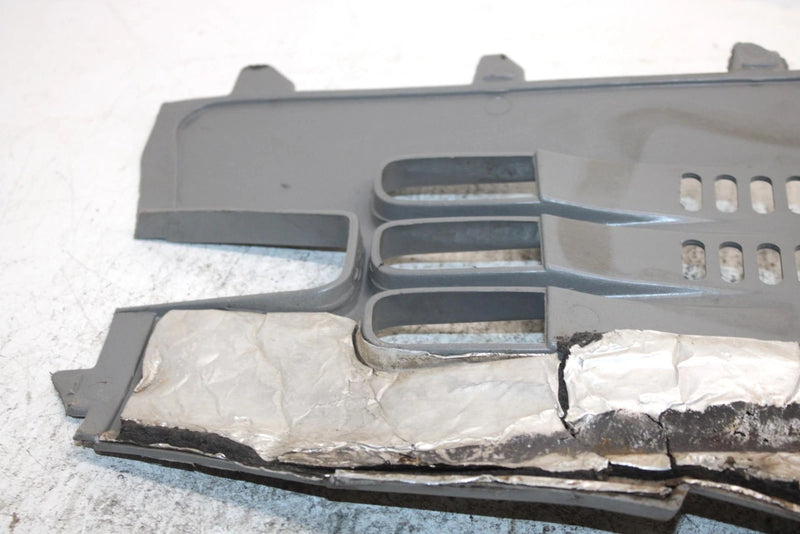2001 Polaris Magnum 325 Oem Right Side Panel 2632101-317 AP30