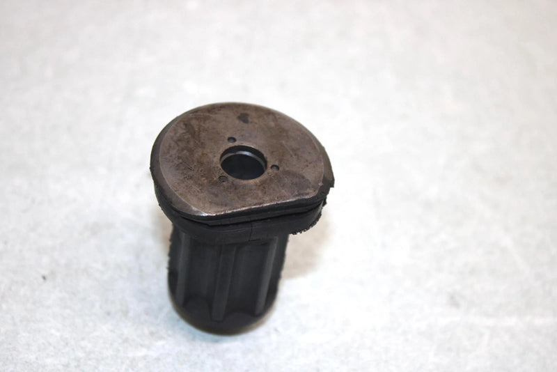 03 Yamaha  Kodiak 450 Awd Oem Engine Mount Dampner 5ND-E5336-00-00 AY44
