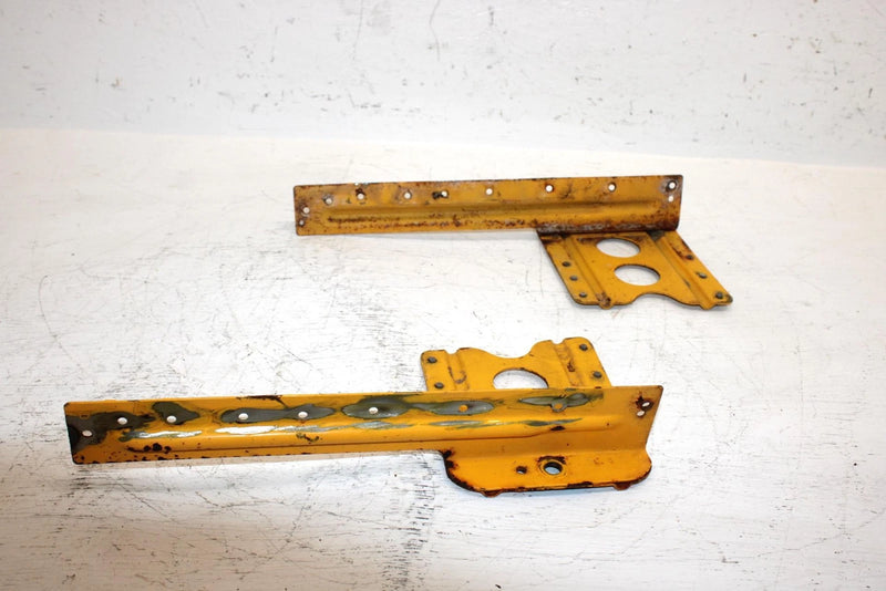 1996 Ski-doo Mxz 583 Oem Rear Skid Mount Set 518312939 518312940 SS11