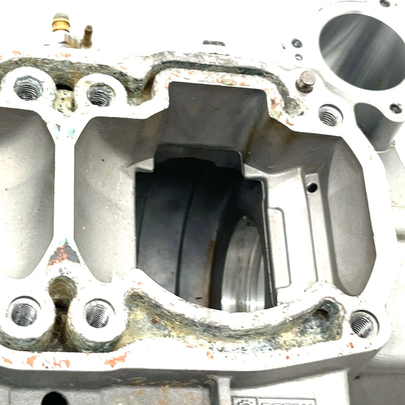 00-02 Sea-Doo GTX DI OEM Crankcase 290888532 JS5