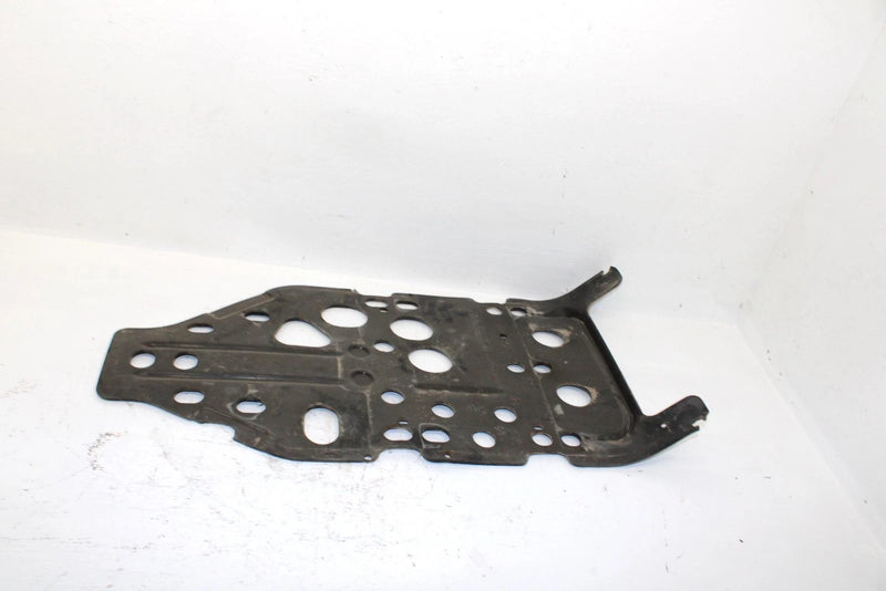 2002 Polaris Magnum 325 Oem Skid Plate  5435005 AP185
