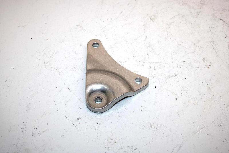 03 Arctic Cat Sno Pro 440 4c Oem Engine Mount Bracket 0608-402 SA296