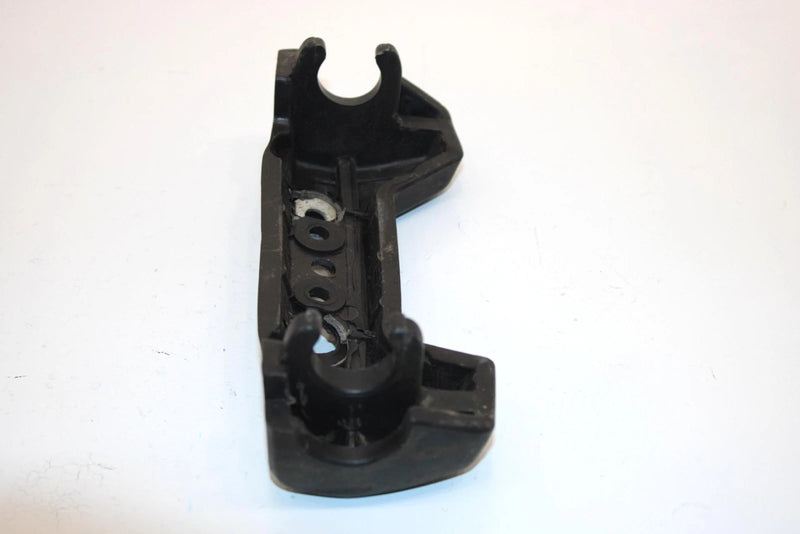 84 Honda Fourtrax 200 Trx200 A Oem Handlebar Cover 53205-958-682 AH33