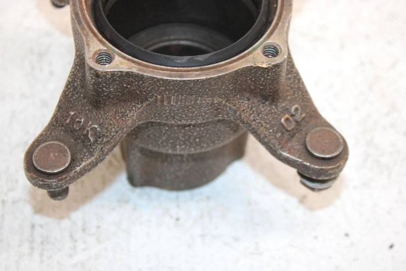 2001 Polaris Magnum 325 Oem Front Hub 1520243 AP98