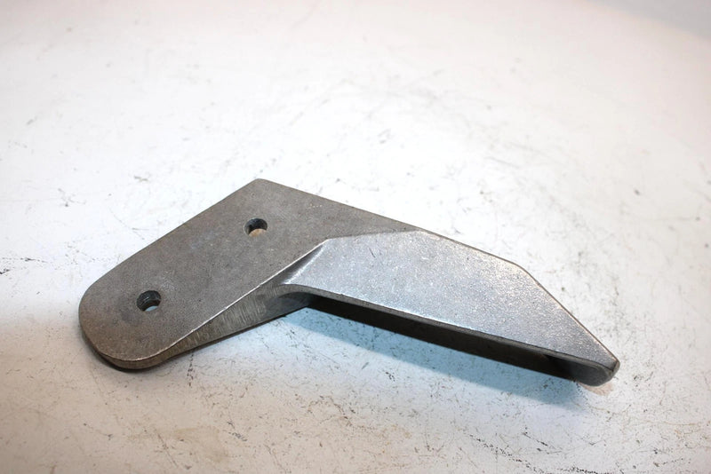 98 Arctic Cat Zl 440 Oem Rear Right Engine Mounting Bracket 0708-030 Q3464