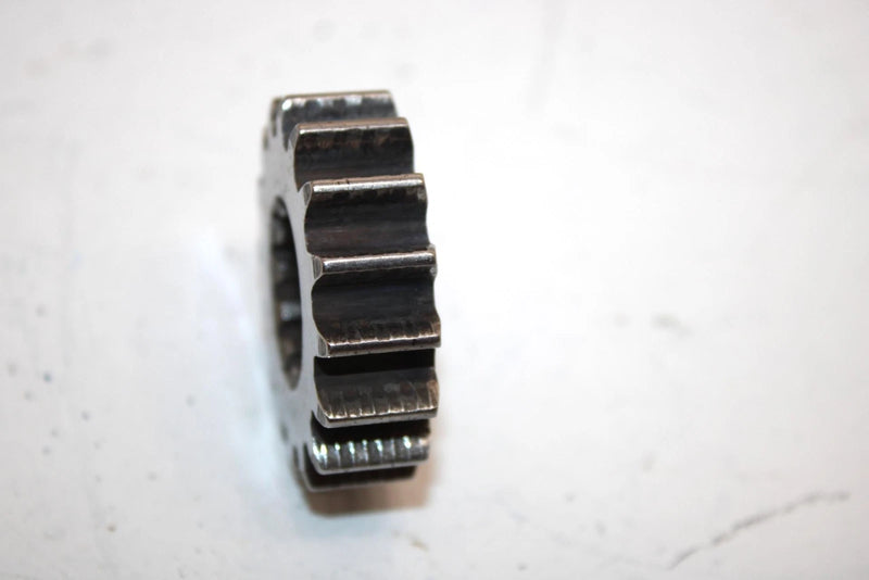 92 Polaris Lite Gt Oem 16T Sprocket 3221032 SP149