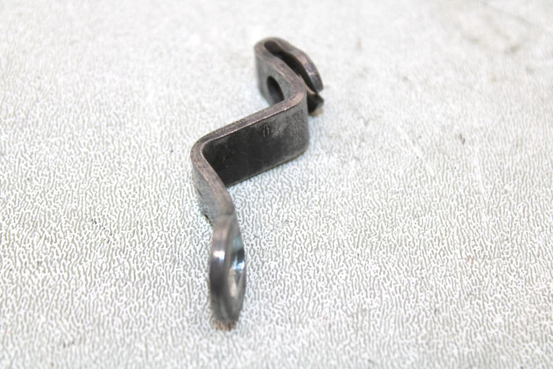 2001 Yamaha  Raptor 660r Oem Shifter Bracket 5LP-18431-00-00 AY33