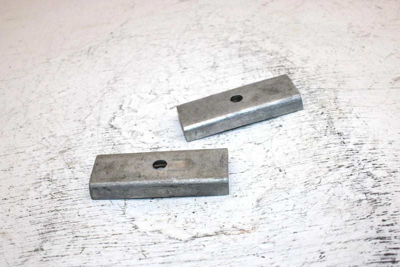 1999 Polaris 500 Xc Oem Ski Retainer Rubber Pair 5243127 5243824 SP28