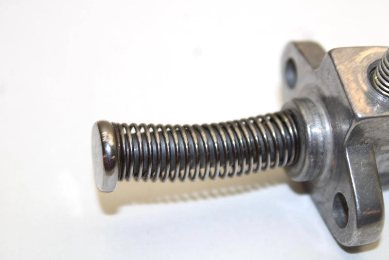89 Suzuki Quadrunner 160 LT160E 2x4 OEM Cam Chain Tensioner 12830-32452 AS16