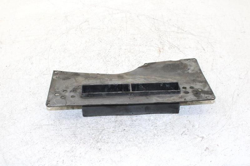 1999 Yamaha Vmax 600 Sx Oem Airbox Plate 8CH-14477-00-00 SY5