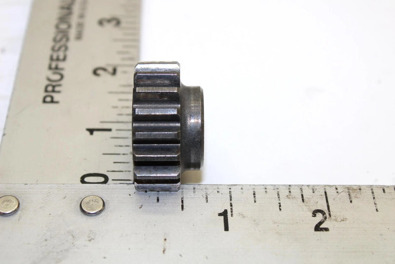 1985 Yamaha  Tri Moto 225 Oem 19T 2nd Pinion Gear 15A-17121-00-00 Q3003