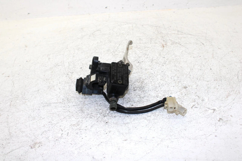 1999 Yamaha Vmax 600 Sx Oem Brake Master Cylinder  8DF-W2587-40-00 SY5