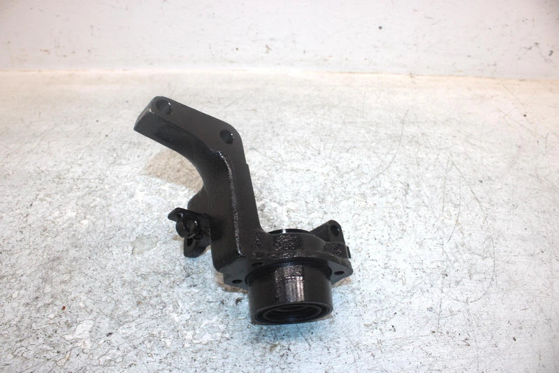 1994 Yamaha  Timberwolf 4wd Oem Right Steering Knuckle 4KD-23502-01-00 AY25