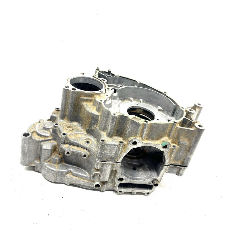 88-00 Honda FourTrax 300 TRX300FW 4x4 OEM Crankcase 11100-HM5-A10 AH45