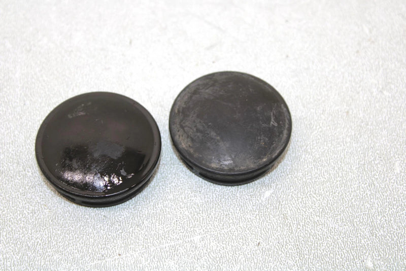 2000 Yamaha  Grizzly Oem Swing Arm Plug Pair 90338-34264-00 AY35