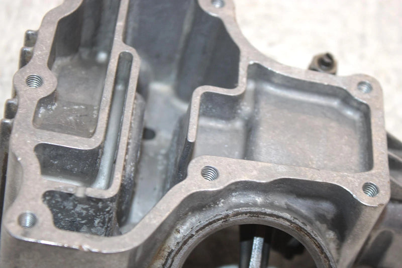 2001 Polaris Magnum 325 Oem Cylinder Head Cover 3087118 AP30