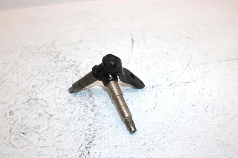 2005 Polaris Sportsman 90 Oem Front Right Steering Knuckle 0450917 AP174
