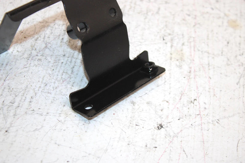 01 Polaris Sportsman 90 Oem Handlebar Cover Mount 0450468 AP61