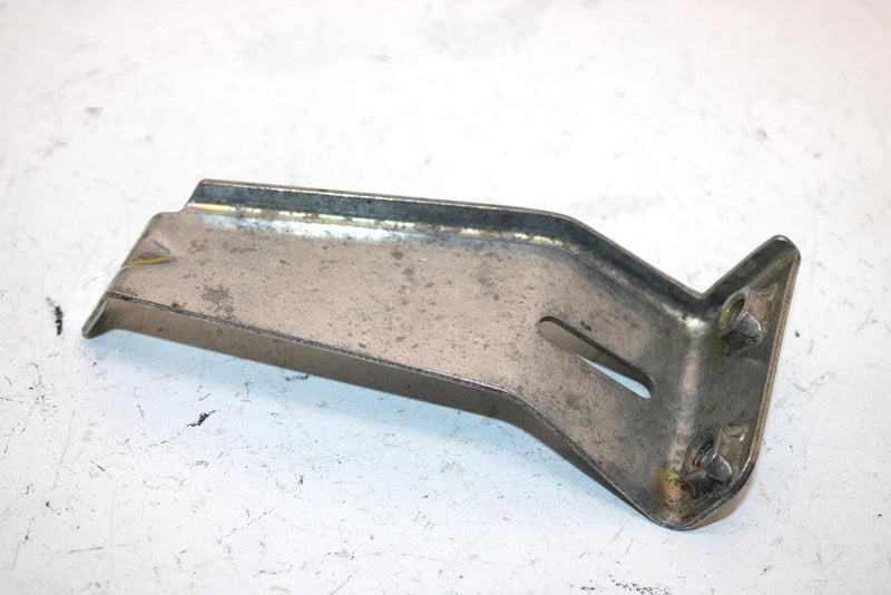 94 Yamaha Vmax 500 Le Vx500eu Oem Oil Tank Bracket 8AB-2193F-00-00 SY30