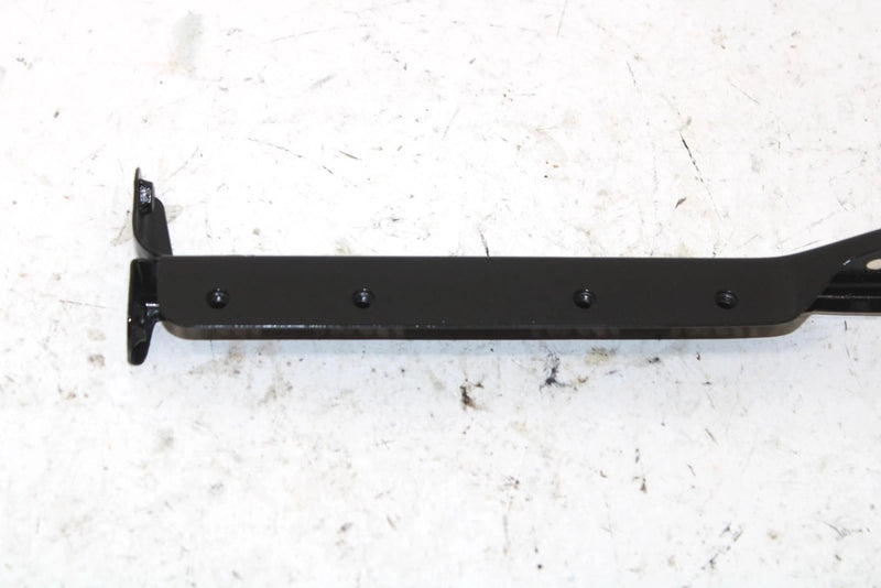 1988 Yamaha Enticer 340 Oem Right Steering Gate Bracket 82A-23899-00-00 SY130