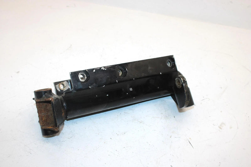 97 Arctic Cat Jag Oem Right Steering Knuckle 0703-442 SA26