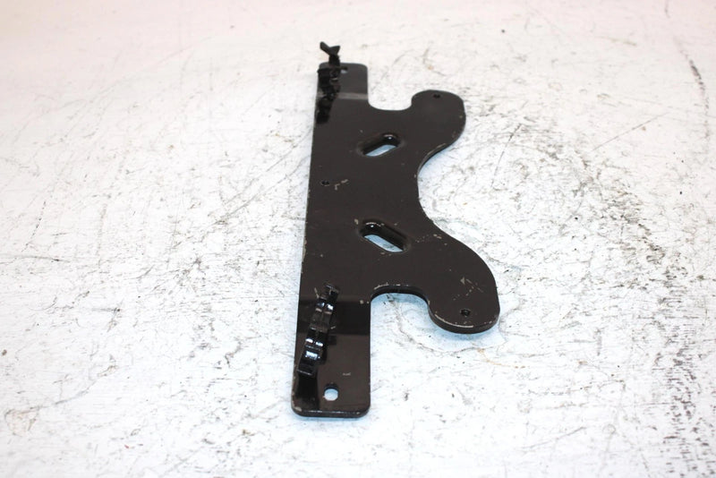 2006 Polaris Sportsman 500 Oem Regulator Mount 5249459 AP183