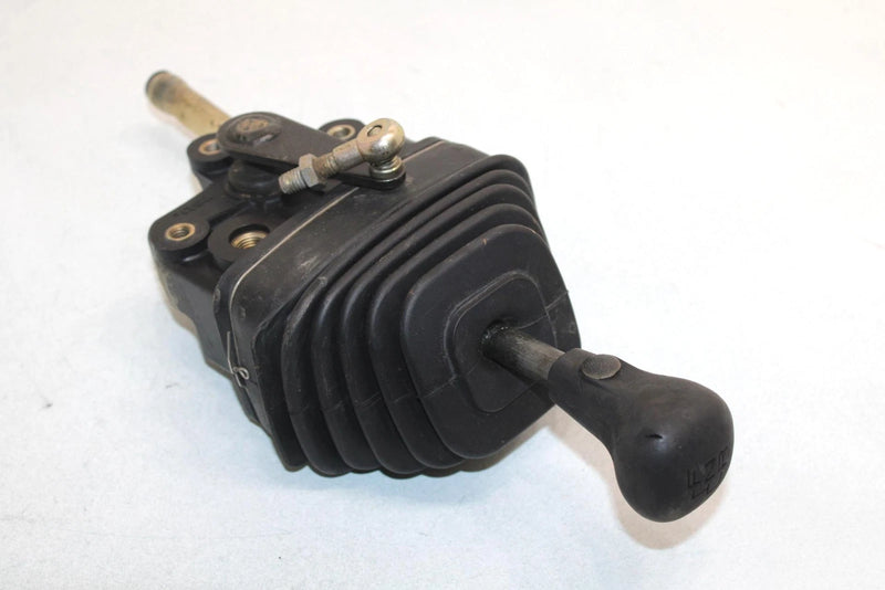 04 Yamaha  Bruin 350 Auto 2wd Oem Gear Shifter 5UH-18300-00-00 AY36