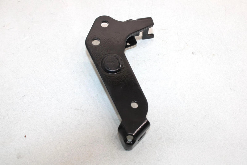 04 Yamaha  Bruin 350 Auto 2wd Oem Foot Brake Bracket 5TE-F7412-10-00 AY36