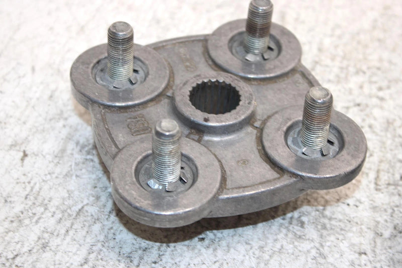 2001 Polaris Magnum 325 Oem Rear Wheel Hub  Pair 5131777 5144192 AP30